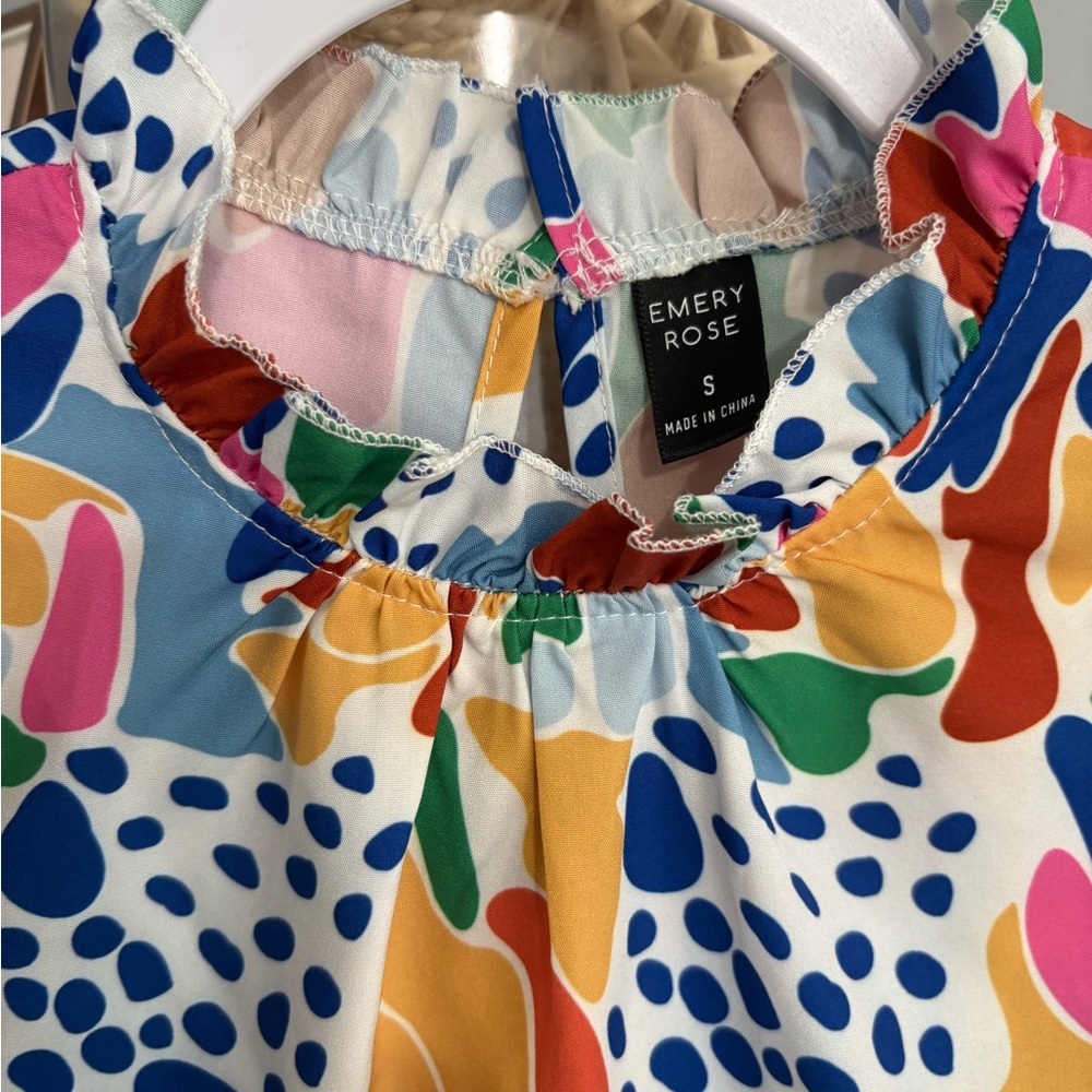 Emery Rose colorful sleeveless top size small - Picture 2 of 3